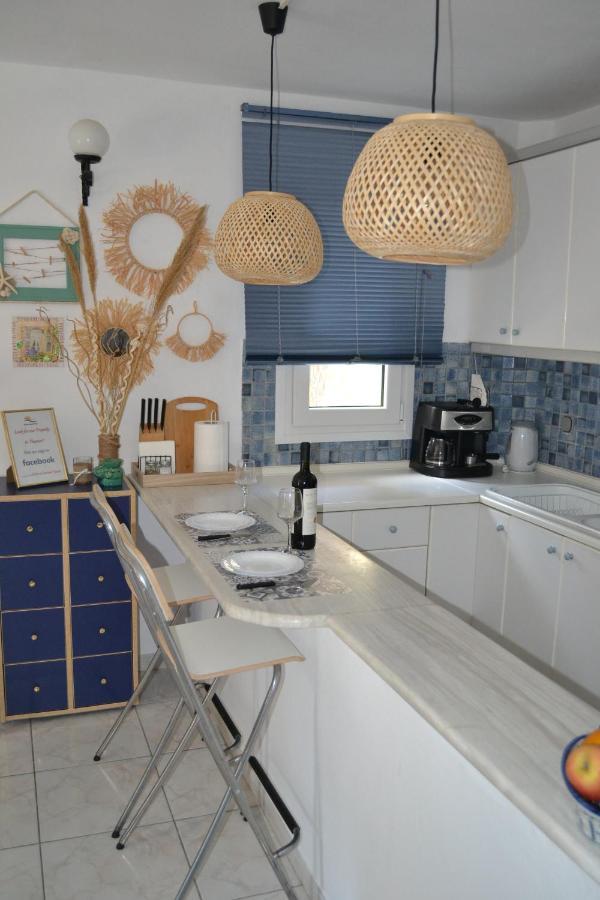 Evaliana Seaside Apartment Palaiontsiflikion Exterior foto