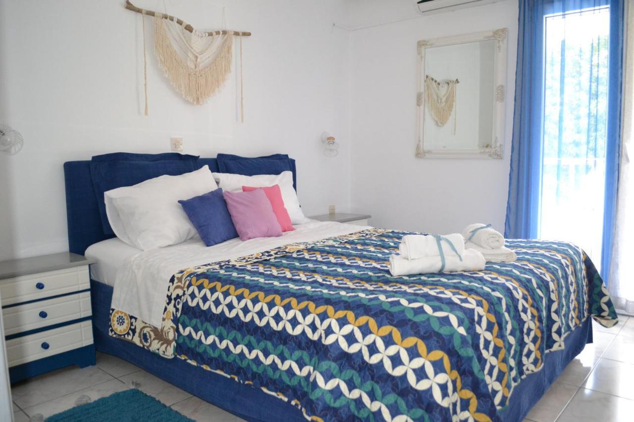 Evaliana Seaside Apartment Palaiontsiflikion Exterior foto